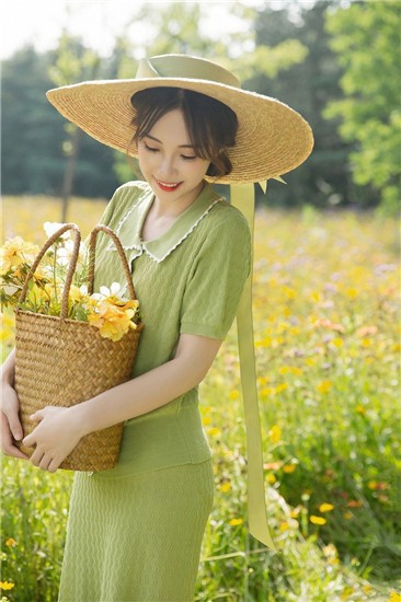 绿巨人草莓视频黄瓜视频免费版下载